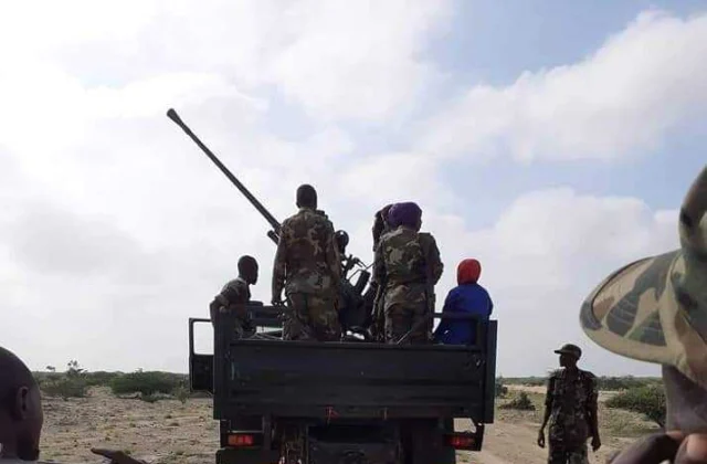 Ciidanka Dowladda iyo Al Shabaab oo ku dagaalamay duleedka Dhuusamareeb!