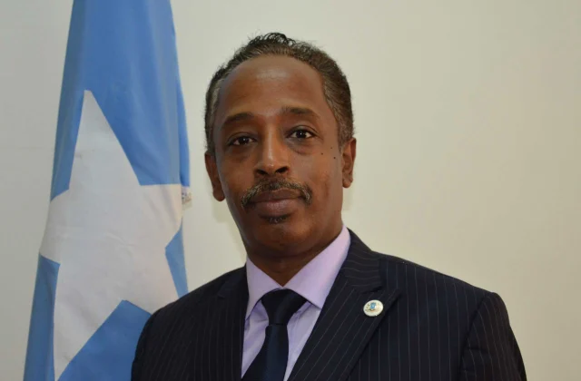 “Haddii Madax Goboleedyadu farageliyaan kuraasteena, ma ansixin doono heshiiska” Mahad Cawad.