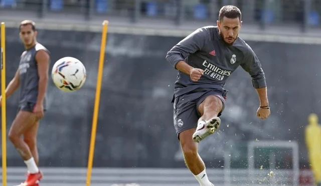 Eden Hazard Oo Laga Saaray Liiska Ciyaartoyda Real Madrid Ee