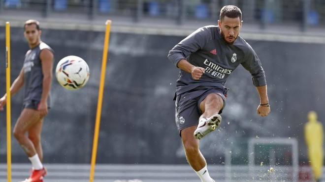 Eden Hazard Oo Laga Saaray Liiska Ciyaartoyda Real Madrid Ee