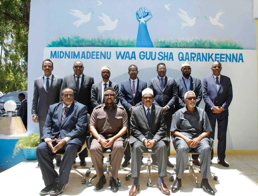 Madaxda-DFS-DG-oo-wadajir-u-hortagay-labada-Gole