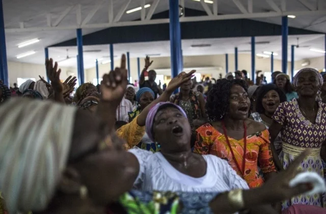 tensions surrounding the reopening of Gabonese churches, still closed
