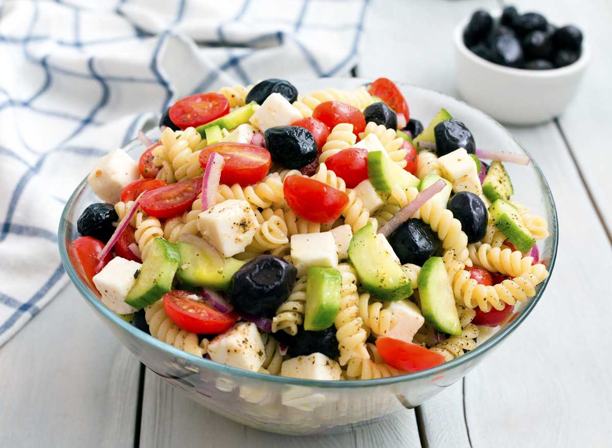 10 ways to eat pasta without getting fat