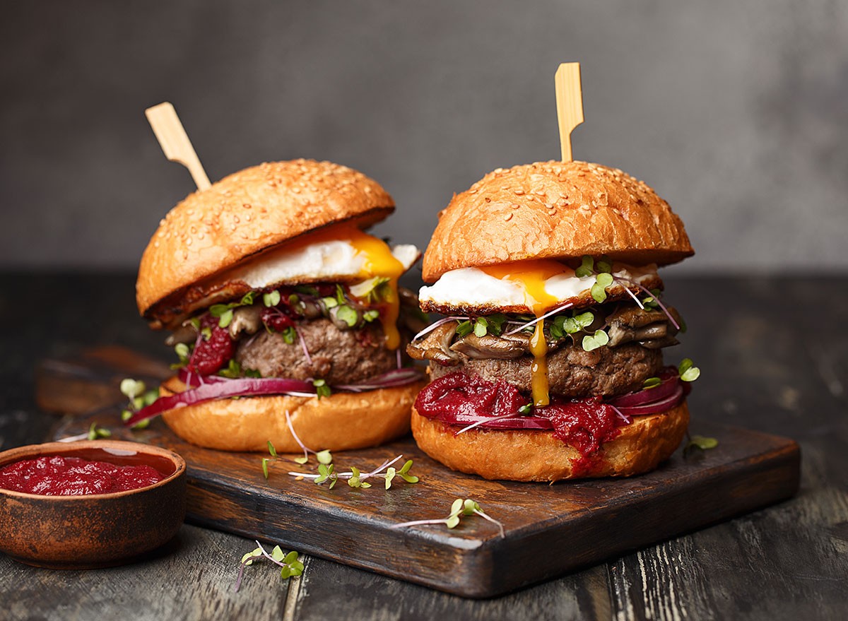 13 Hacks To Make Your Burger More healthy