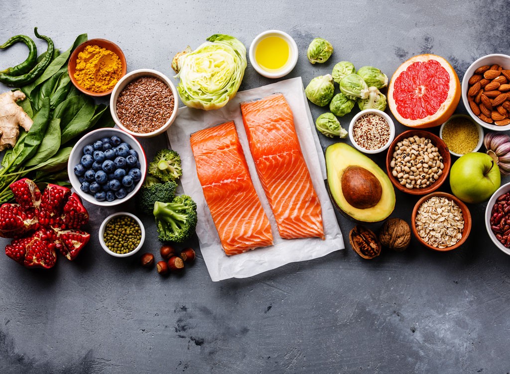 40 Meals Vitamin Consultants Advised Us You Ought to Be Consuming Each Day