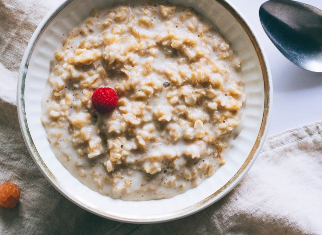 the 22 finest suggestions to begin dropping weight 101 bowl of plain oatmeal with milk for breakfast
