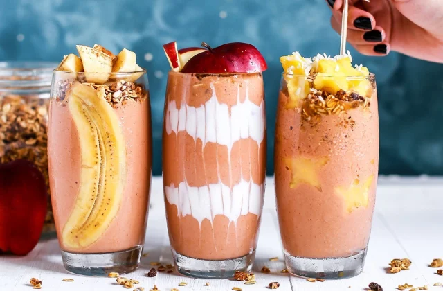 8 Hacks To Make Your Smoothie More healthy