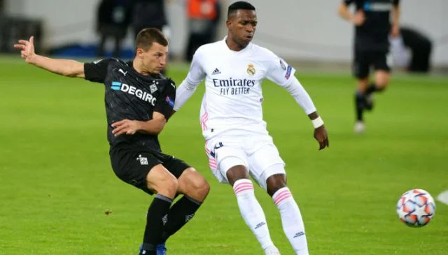 Real Madrid Oo Isco Iyo Vinicius Jr. Ku Soo Bedelaneysa