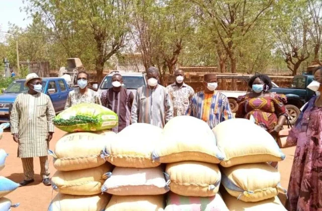 40 million more poor in Africa, according to the World Bank