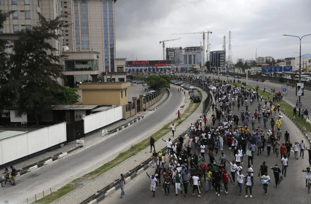 69-ruux oo lagu dilay dibadbaxyada ka socda Nigeria! –