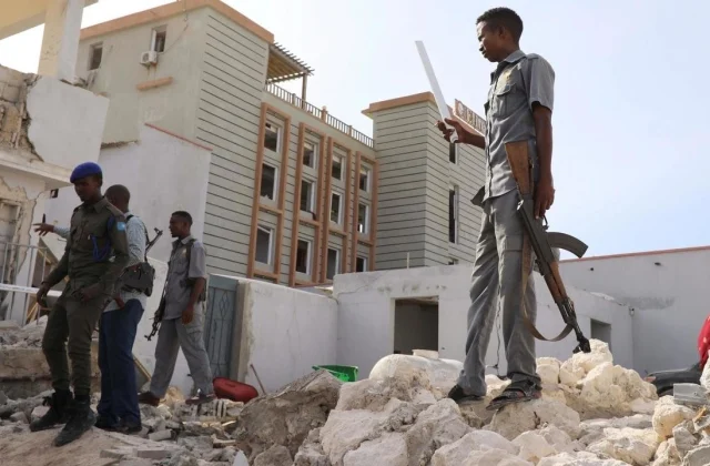 79 tons of acids seized in Mogadishu
