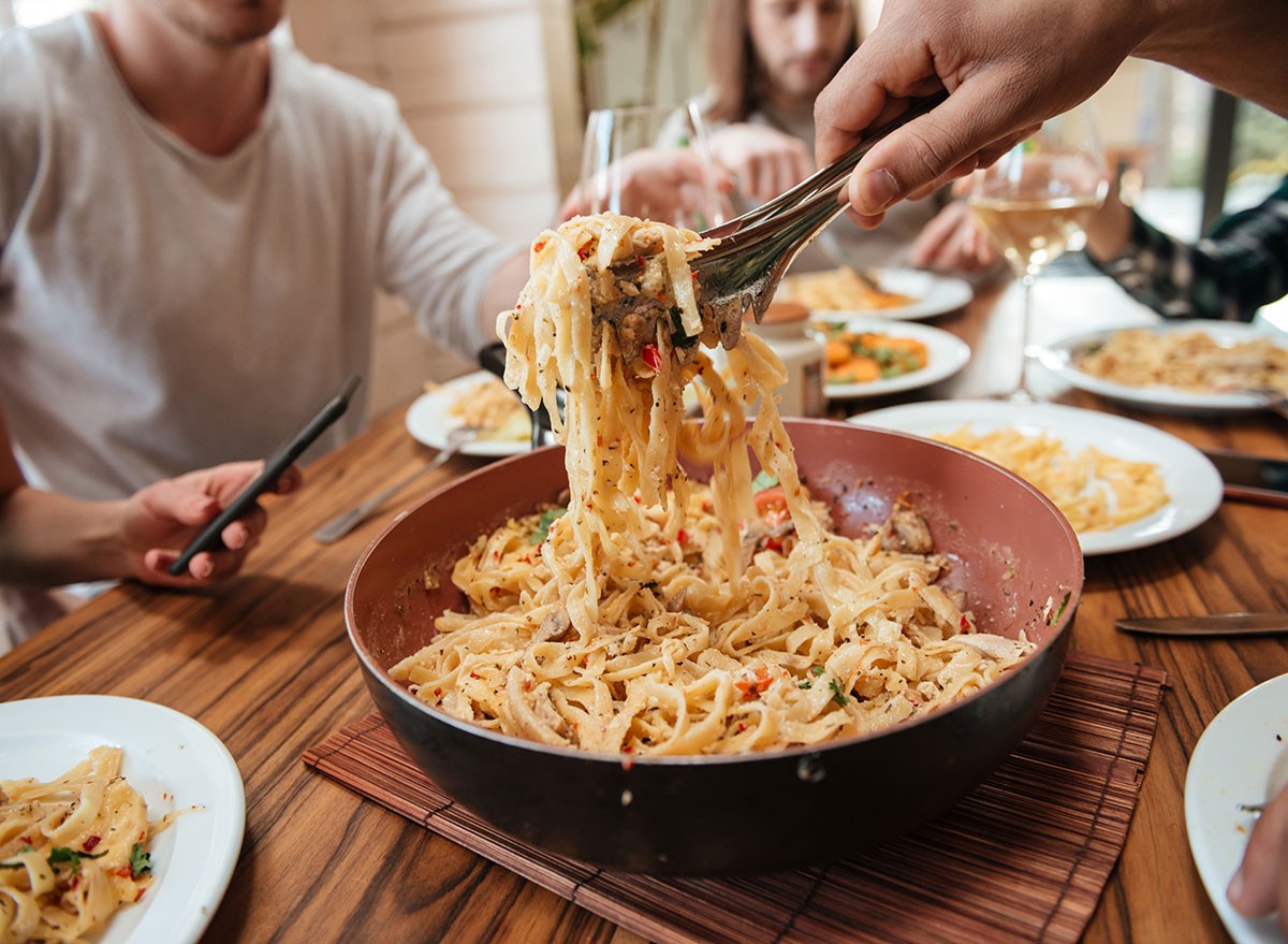 8 Facet Results of Consuming Too Many Carbs