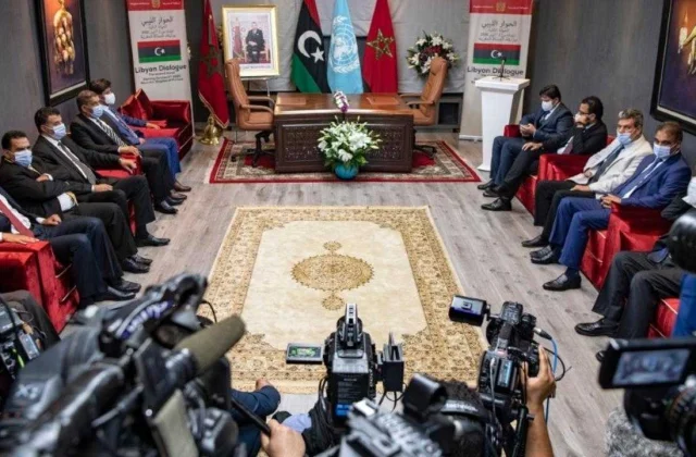 Algerian president calls for “organizing elections”
