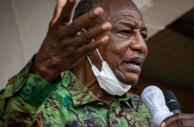 the Constitutional Court confirms the re-election of Alpha Condé for a third term
