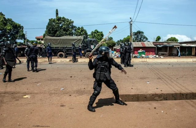 Amnesty International condemns “live ammunition” by security forces