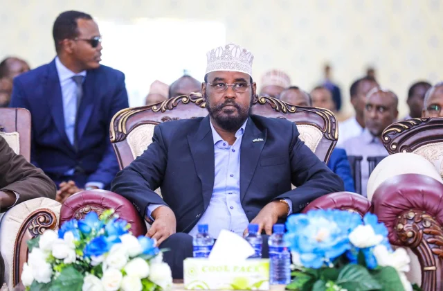 Axmed Madoobe: Doorasho kama dhagayso Gedo inta ciidanka