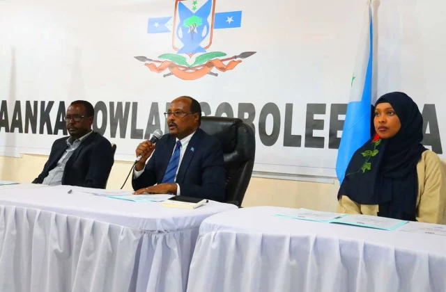 Baarlamaanka Galmudug oo maanta Saxaafadda loo fasaxayo