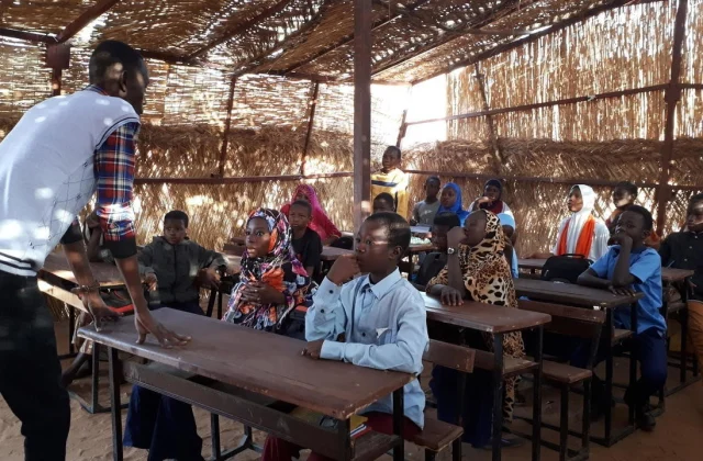 Again to high school day in Niger
