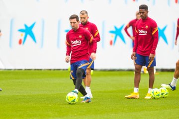 Shaxda Rasmiga ah ee Kulanka Barcelona vs Alaves – Xiddigaha