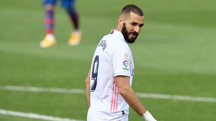 Waxa Uu Camp Nou Meel Ku Saaray Messi, Xavi Iyo Iniesta