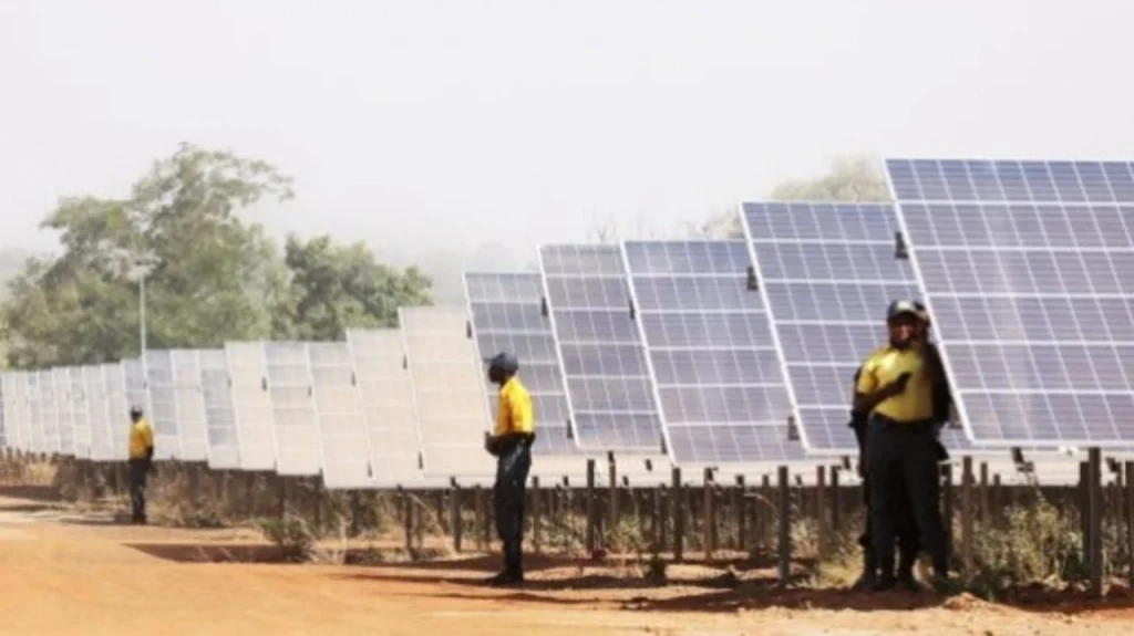 Burkina-Faso-the-country-is-setting-up-a-solar-panel