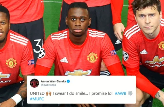Xiddig Man United Ah Oo Isagoo Murugeysan Sawir Laga Qaaday