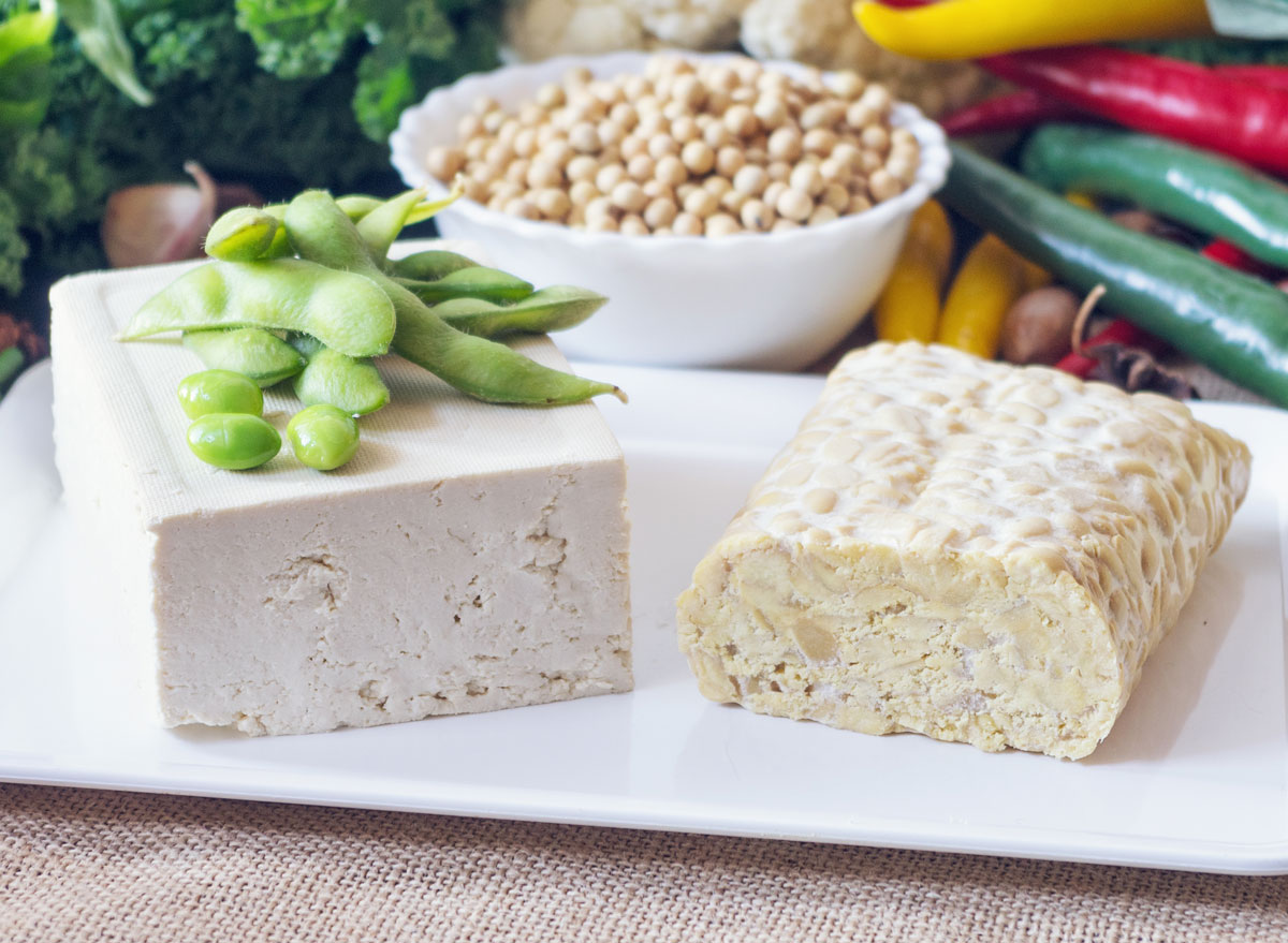 Consuming Extra of This One Meals May Decrease Your Danger of Dementia, Examine Says