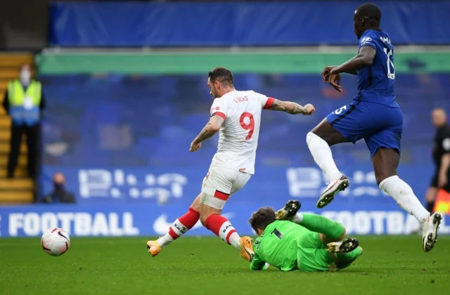 Theo Walcott Oo Waqtigii Dhimashada Guul U Diiday Chelsea,