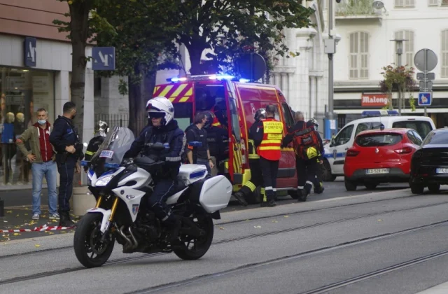 Faransiiska oo cabsi ka muujiyay Silsilado weeraro ah! –