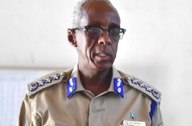 General Muqtaar Wasiirka arimaha gudaha oo lagu eedeeyay in