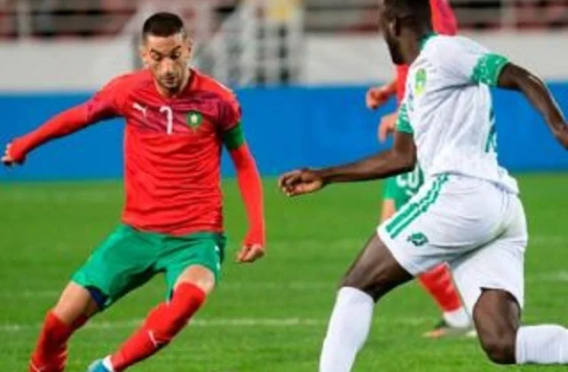 Hakim Ziyech Oo Iska Soo Baxay Xerada Tababarka Xulka