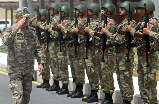 Isku dhac sababay dhimasho iyo dhaawac oo Turkiga ku