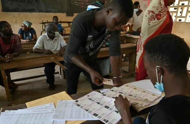 Ivory Coast begins presidential election marketing campaign amid violent demonstrations