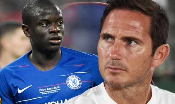 N’Golo Kante Oo Chelsea Iskaga Tagaya, Sababta Qariibka Ah