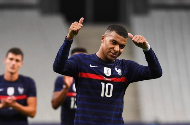 Koox SADDEXAAD Oo Soo Gashay Tartanka Kylian Mbappe,