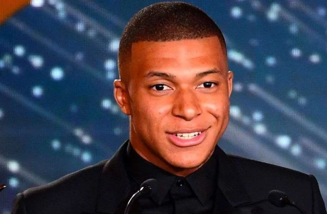 “Paul Pogba Ayaa Isaga Ka Hadla” – Kylian Mbappe Oo Amaanay
