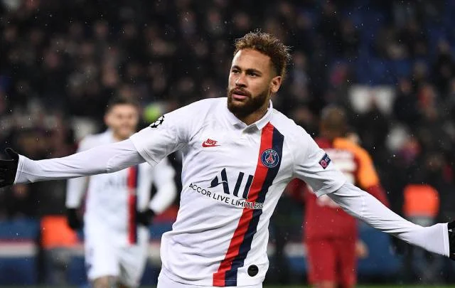 Miyuu Neymar Diyaar U Yahay Kulanka Man United Kaddib Markii
