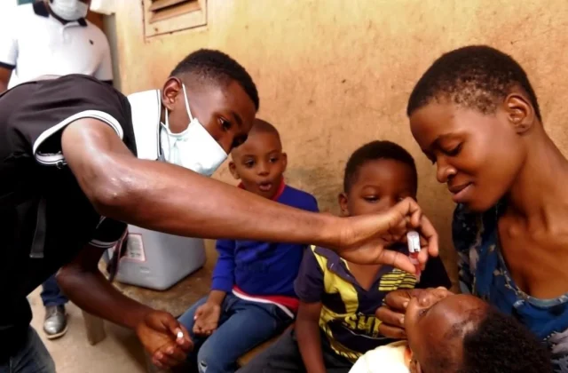 Polio-free Cameroon stops pushing against viruses