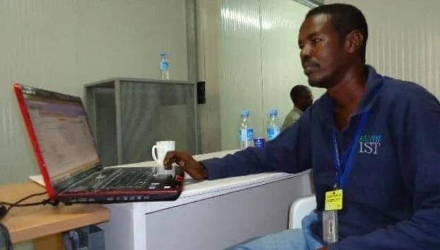 Radio reporter arrested in Somalia for interview