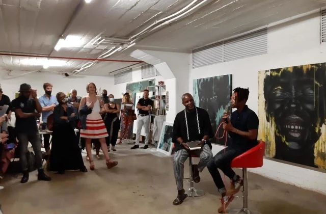 South African artist Reggie Khumalo paints to condemn hunger