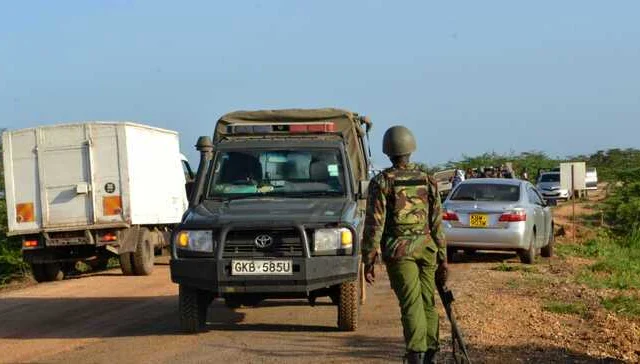 Suspected Al-Shabaab militants inject bus with bullets