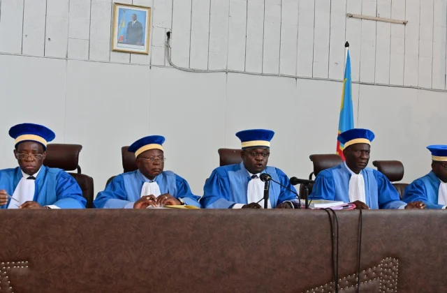 The FCC wants to boycott swords over judges of the Constitutional Court