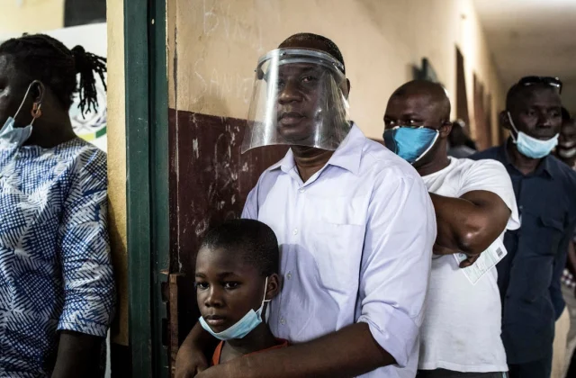 Voting closes in peaceable elections in Guinea after tense marketing campaign