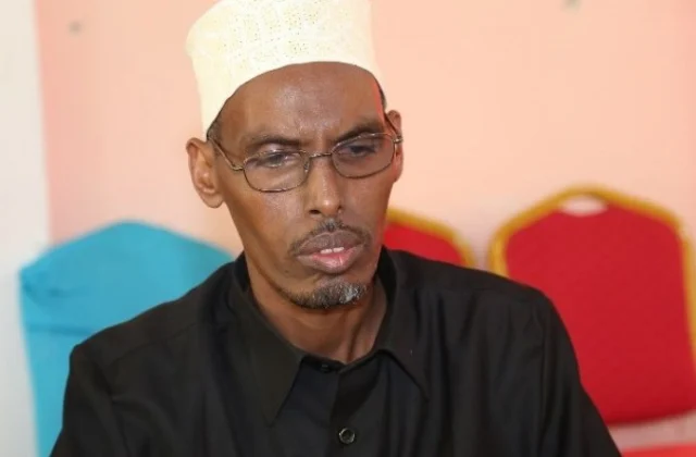 “Xil heynta Waare waa ay dhammaatay, Baarlamaanka ayaa xil
