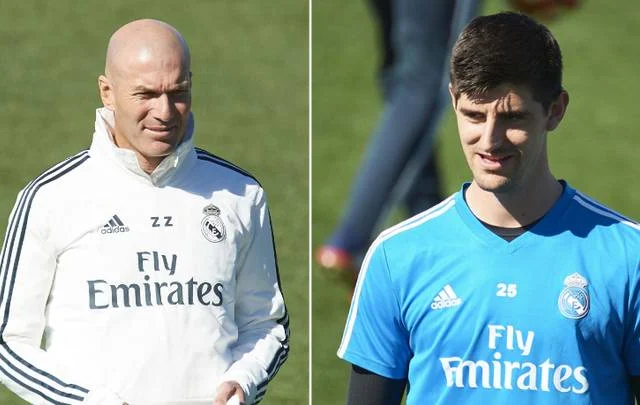 Zinedine Zidane Oo Shaaciyey Liiska Xiddigaha Kooxdiisa Ee