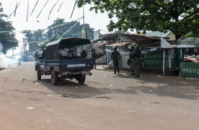 clashes in Conakry before the end of the official vote count