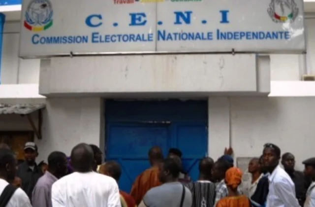 disagreements within Ceni on the eve of the presidential election