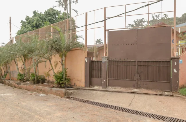 several children killed in the attack on a school