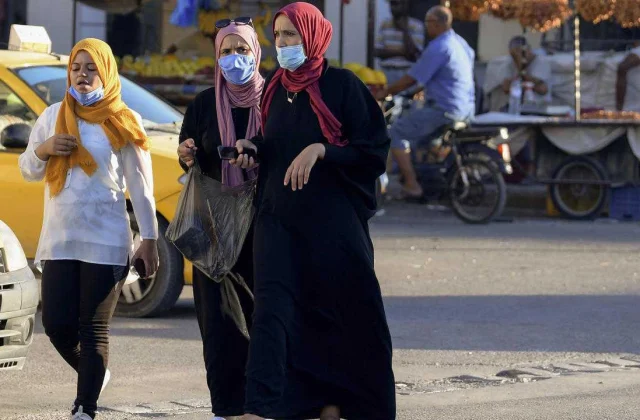 strict measures for Tunisians, but without general confinement