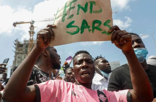 Solidarity is organized online to support demonstrations